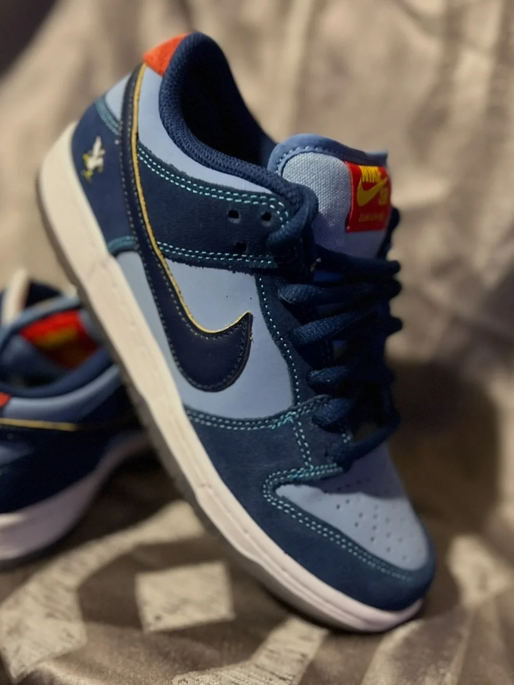 Nike SB Dunk Low Pro Why So Sad Predatory Bird Blue Sneakers Mens 6 Womens 7.5